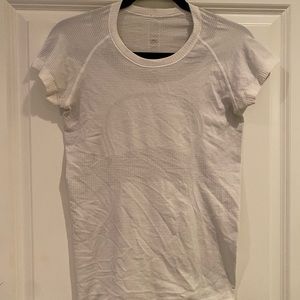 Lululemon swiftly tech tee